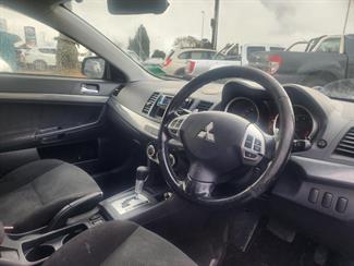 2008 Mitsubishi Galant - Thumbnail