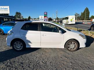 2007 Toyota Blade - Thumbnail