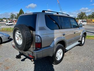 2002 Toyota Land Cruiser Prado - Thumbnail