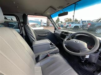 2014 Mazda Bongo - Thumbnail