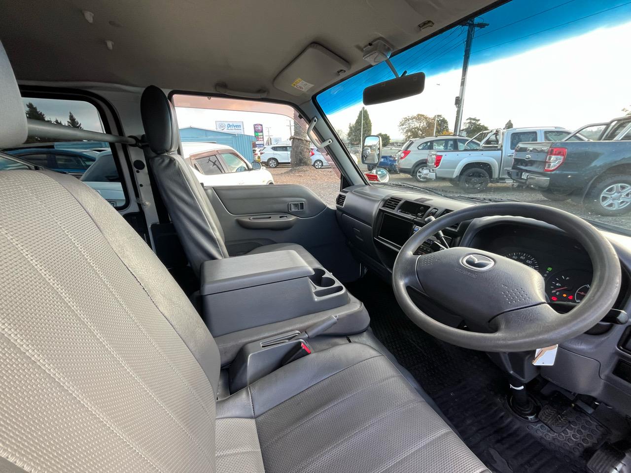 2014 Mazda Bongo