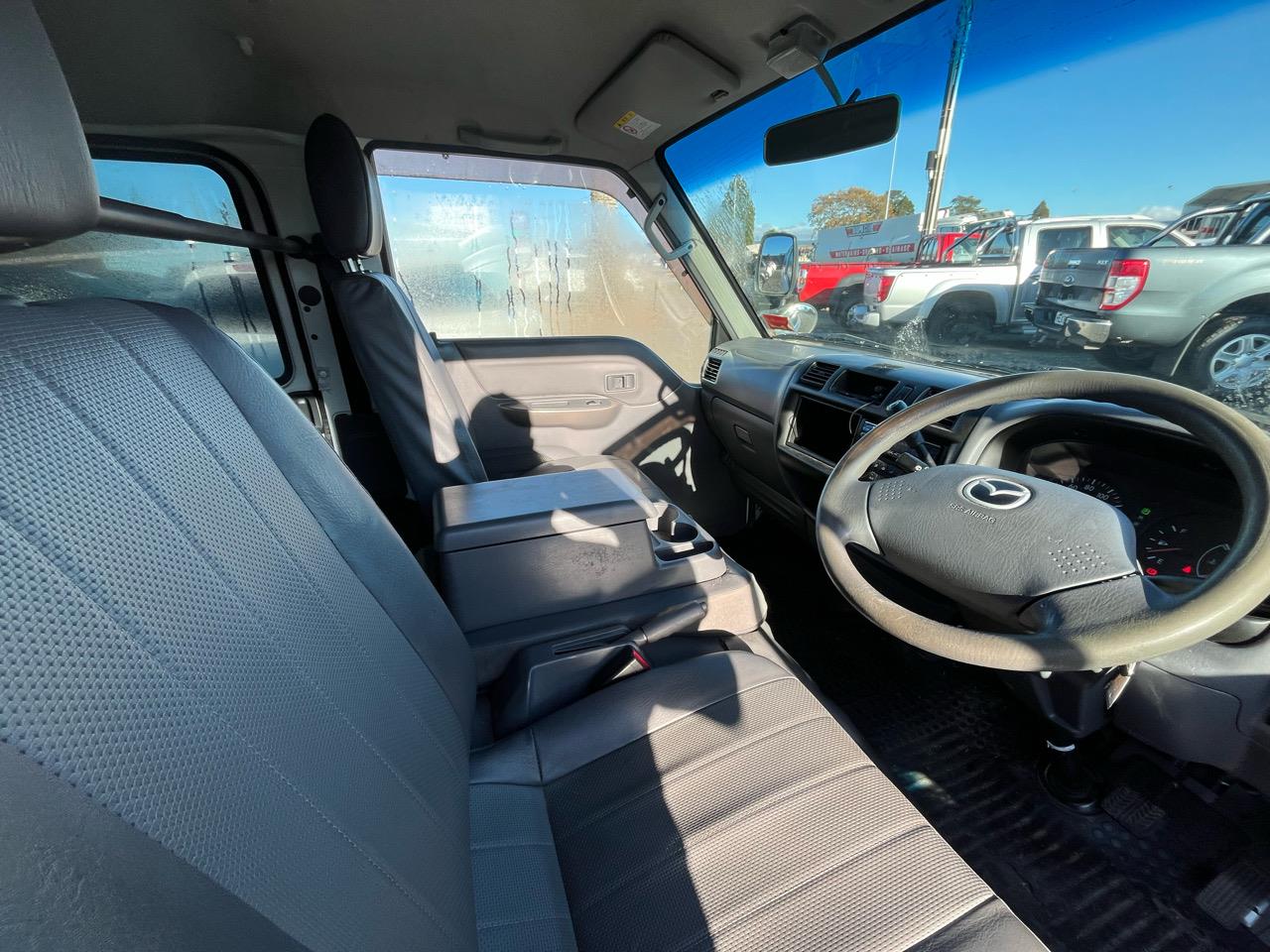 2014 Mazda Bongo