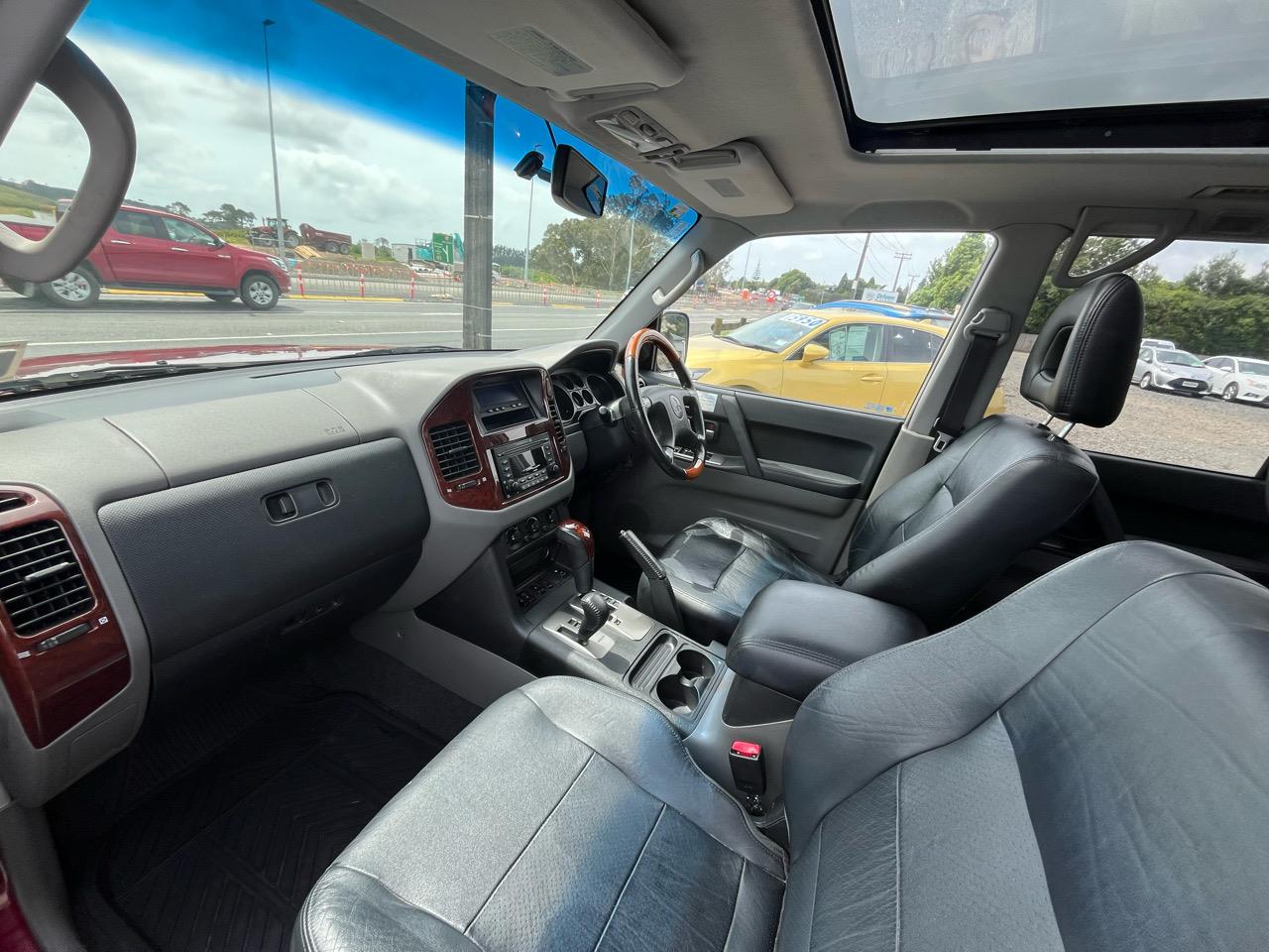 2005 Mitsubishi Pajero