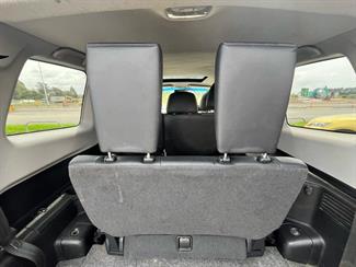 2005 Mitsubishi Pajero - Thumbnail