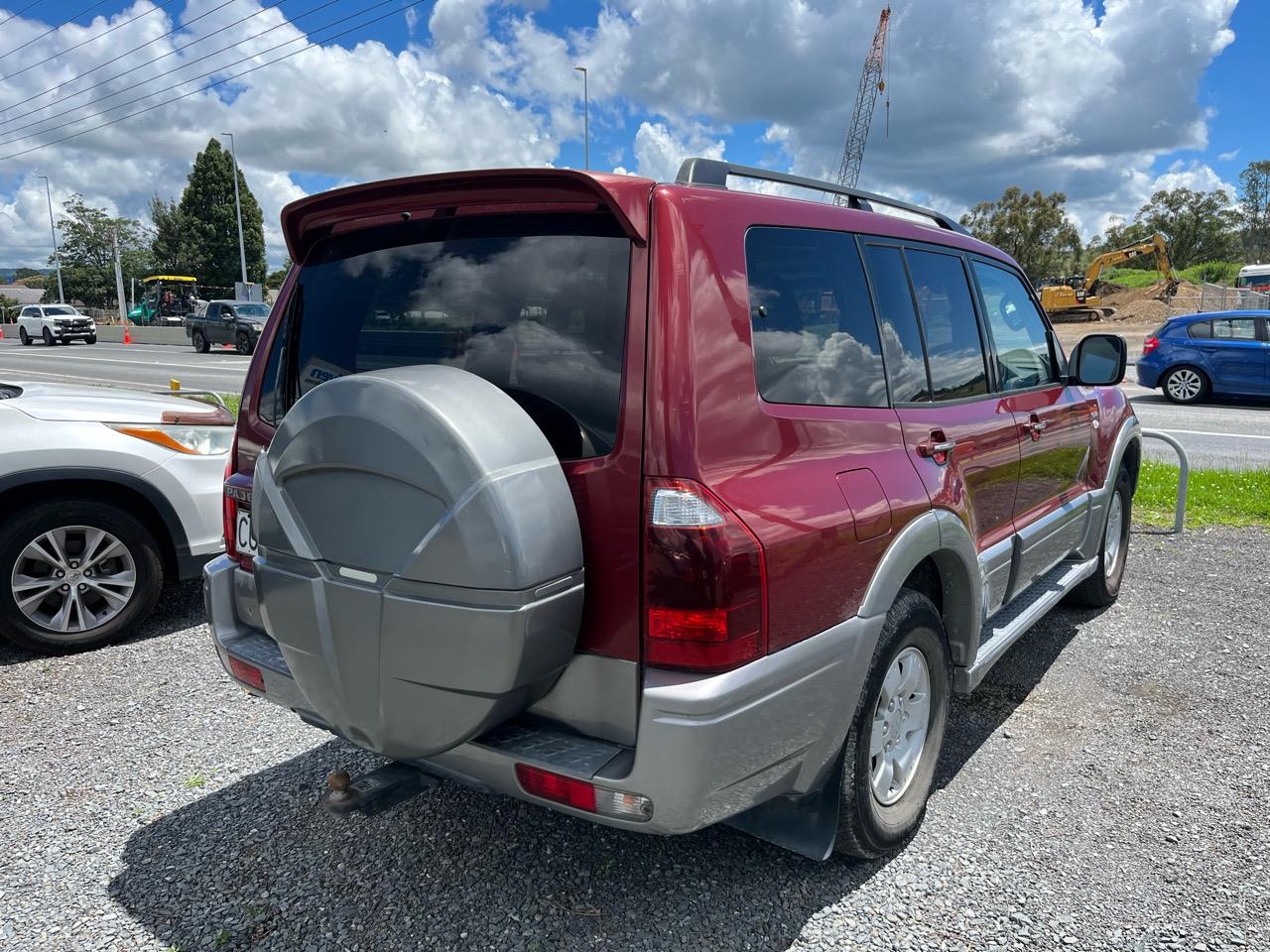 2005 Mitsubishi Pajero