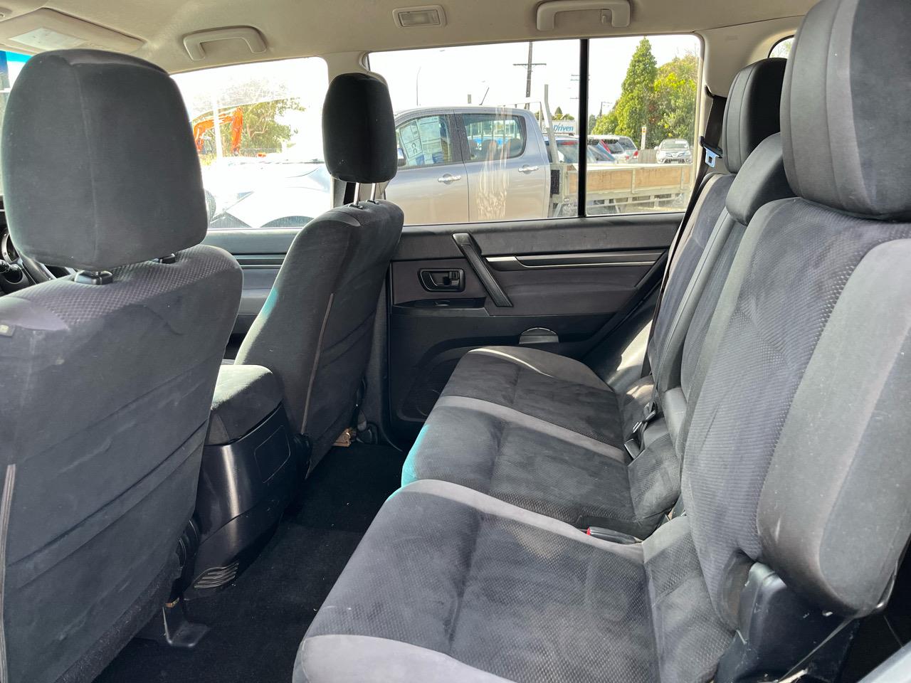 2007 Mitsubishi Pajero