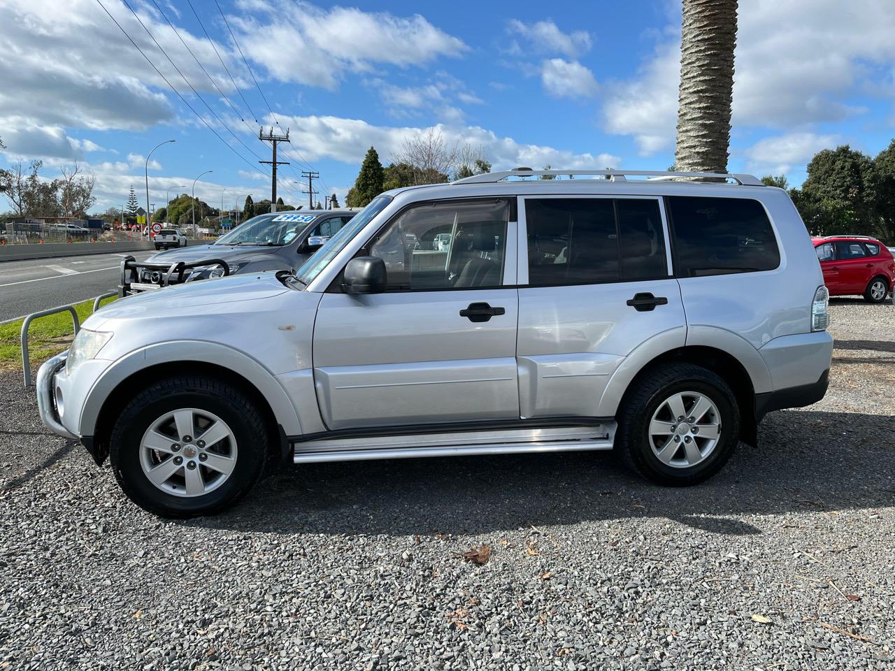 2007 Mitsubishi Pajero