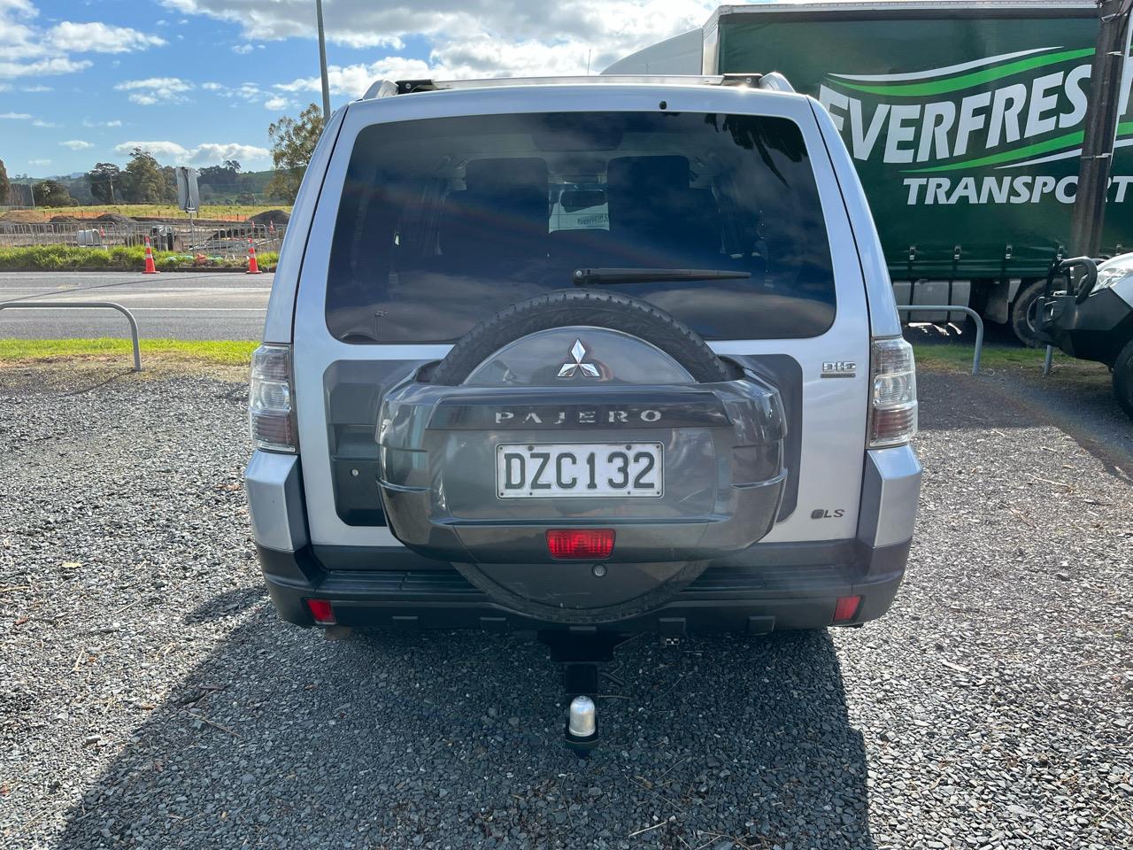 2007 Mitsubishi Pajero