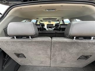 2017 Holden Captiva - Thumbnail