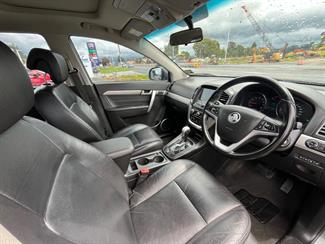 2017 Holden Captiva - Thumbnail