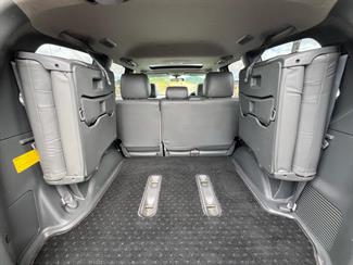 2006 Toyota Landcruiser - Thumbnail