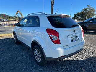 2015 Ssangyong Korando - Thumbnail