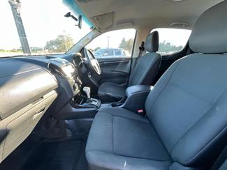 2014 Isuzu D-Max - Thumbnail