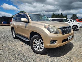 2012 Toyota Landcruiser Prado - Thumbnail