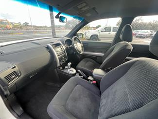 2013 Nissan X-Trail - Thumbnail