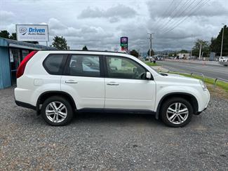 2013 Nissan X-Trail - Thumbnail