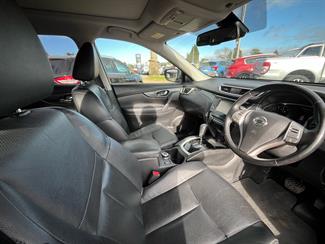 2016 Nissan X-Trail - Thumbnail