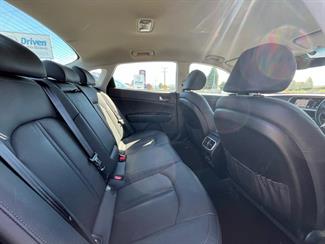 2019 Kia Optima - Thumbnail