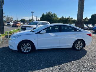 2013 Hyundai I45 - Thumbnail