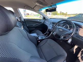 2013 Hyundai I45 - Thumbnail