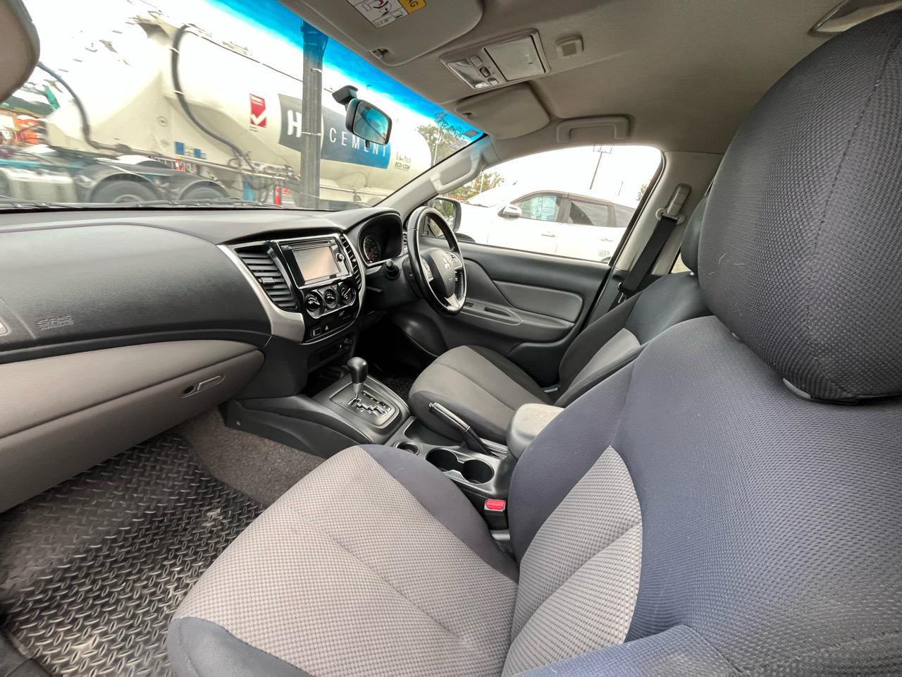 2015 Mitsubishi Triton