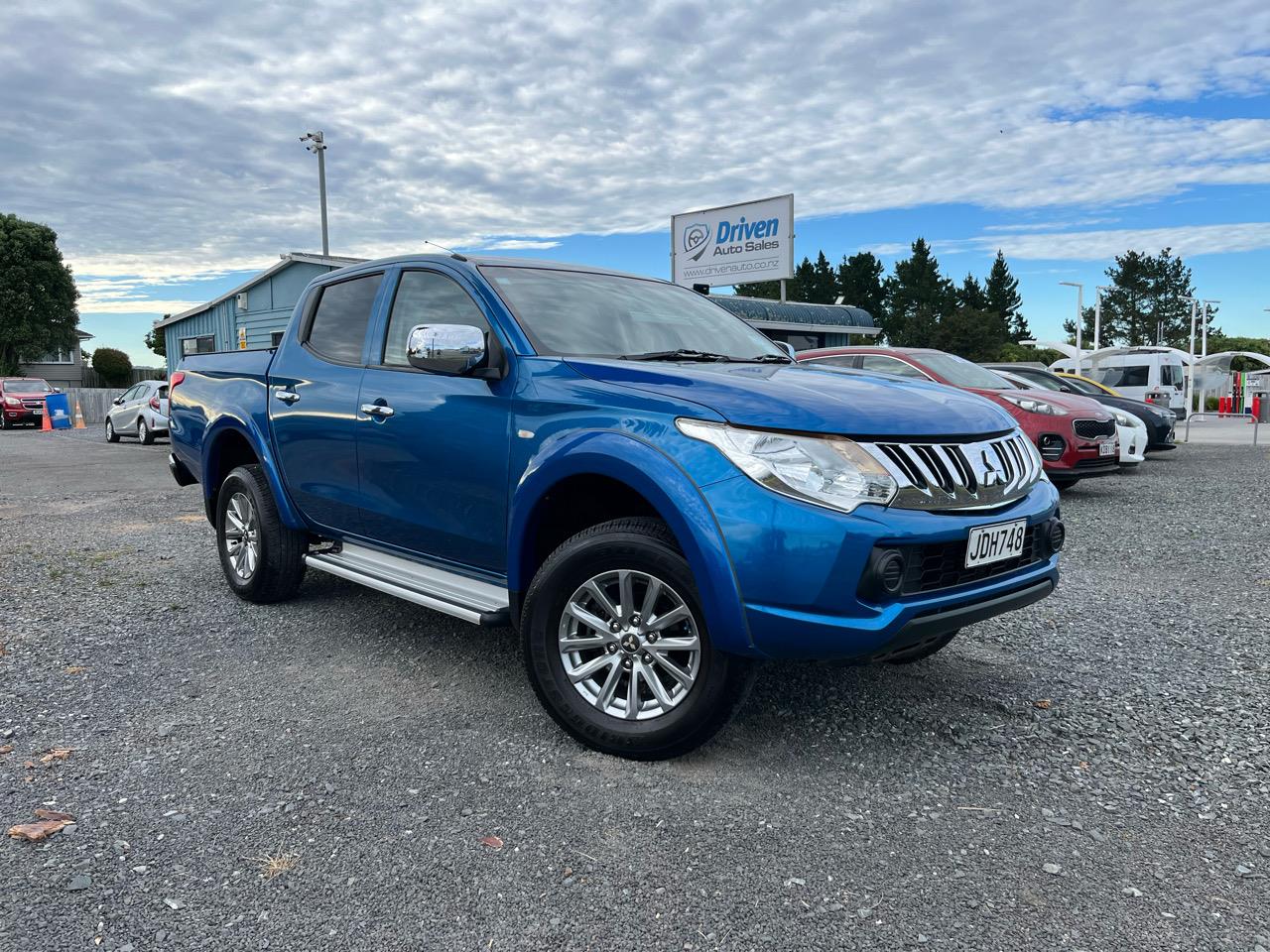 2015 Mitsubishi Triton