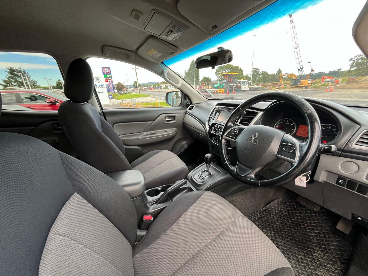 2015 Mitsubishi Triton