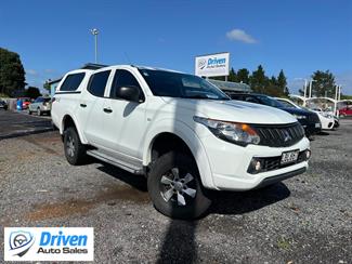 2017 Mitsubishi Triton - Thumbnail