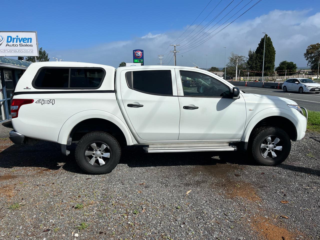 2017 Mitsubishi Triton