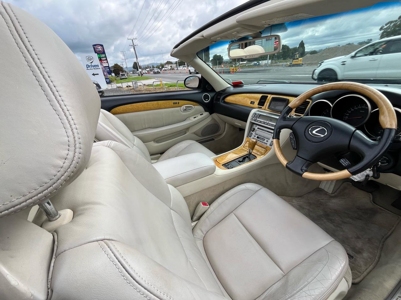 2002 Lexus SC430