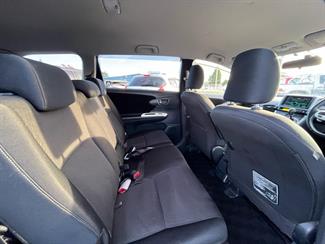 2009 Toyota Wish - Thumbnail