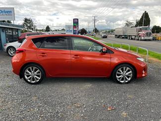 2012 Toyota Corolla - Thumbnail