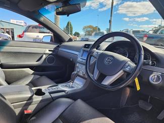 2011 Holden Commodore - Thumbnail