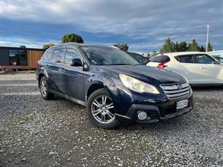 2014 Subaru Outback - Thumbnail