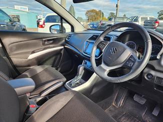 2017 Suzuki SX4 - Thumbnail