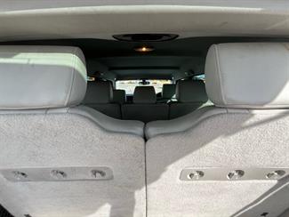 2008 Jeep Commander - Thumbnail