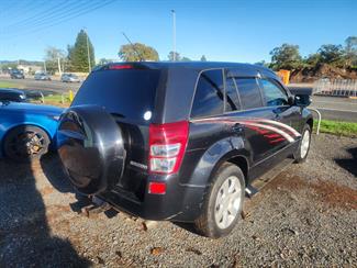 2009 Suzuki Escudo - Thumbnail