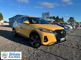 2020 Nissan Kicks - Thumbnail