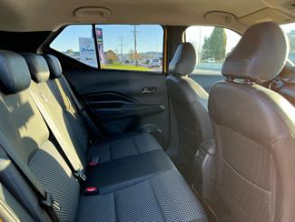 2020 Nissan Kicks - Thumbnail